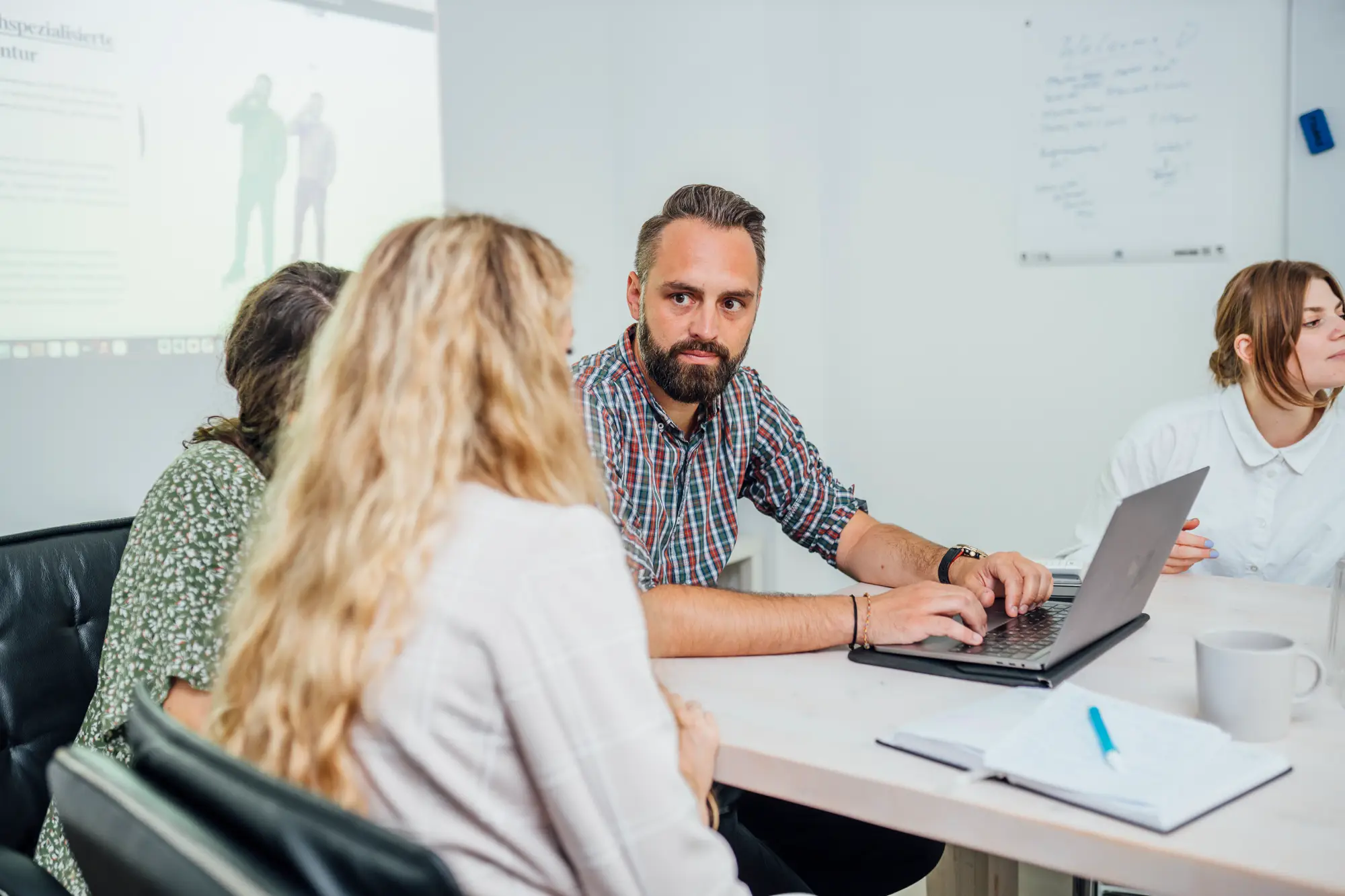 Social Media Audit Agentur Team in Oberhausen